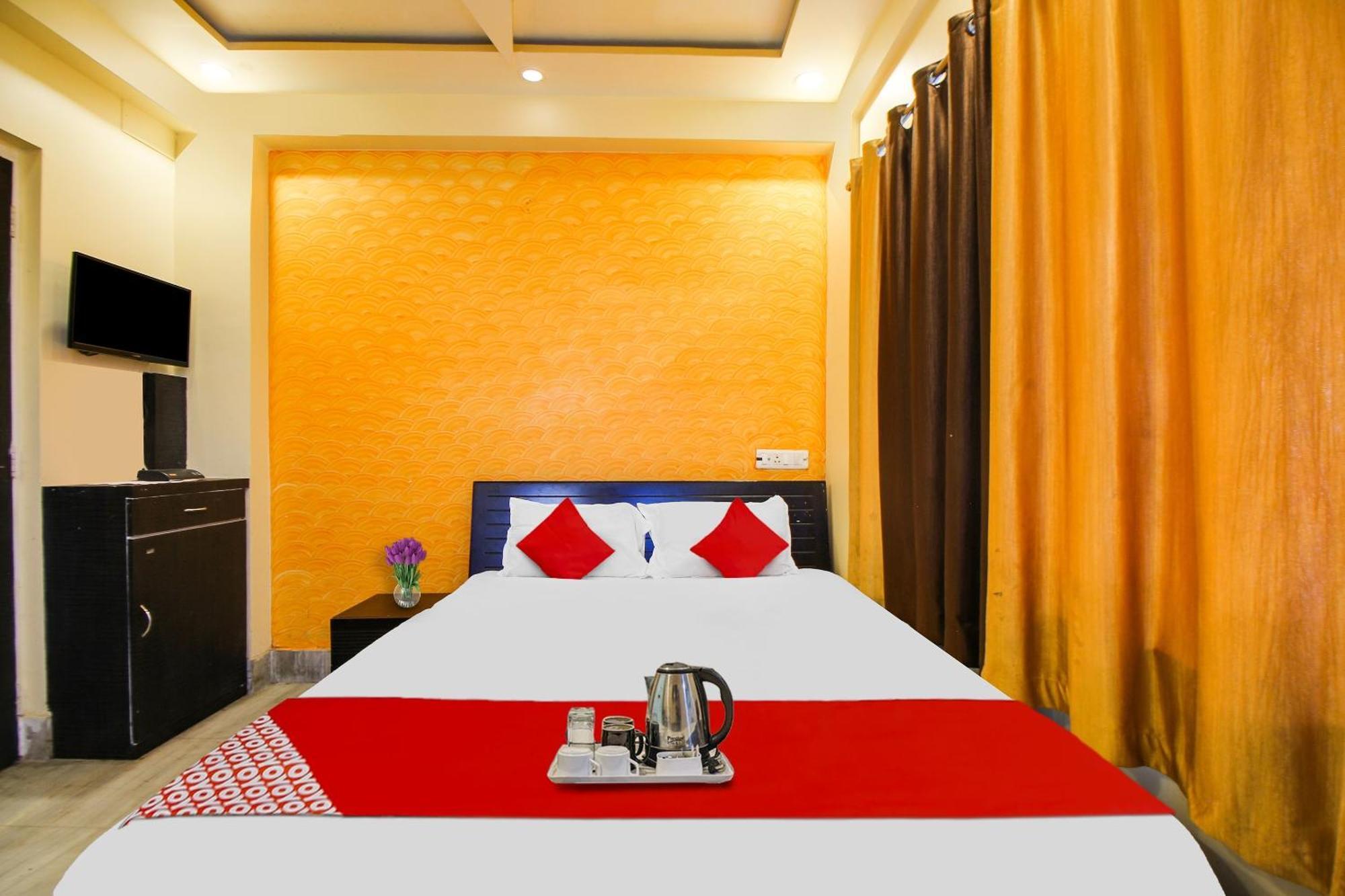 Hotel O Ecopark Guest House Калькутта Экстерьер фото