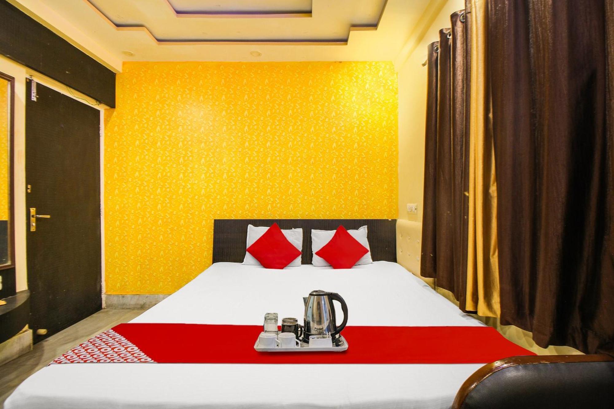Hotel O Ecopark Guest House Калькутта Экстерьер фото